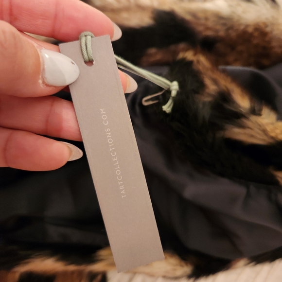 Tartar Collection vegan fur print soft vest medium vest - Picture 13 of 16